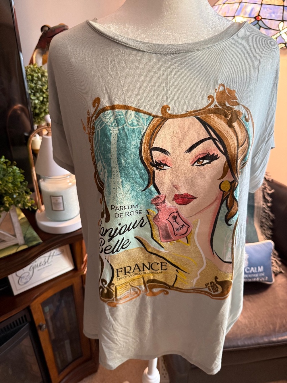 Disney Parks Parfum de Rose Bonjour Belle France Epcot Short Sleeve Shirt L NWT